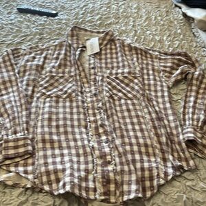 Awesome blouse from Kindredin Kansas City! Brand new. Very stylish!